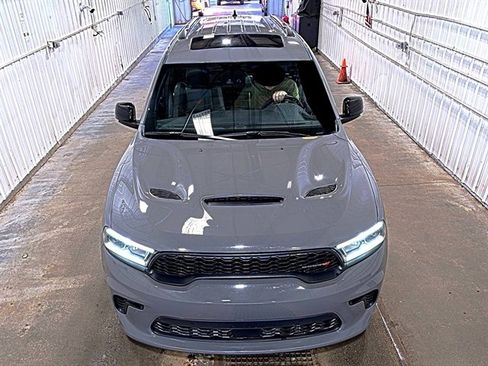 Used 2025 Dodge Durango R/T AWD/4WD image 3