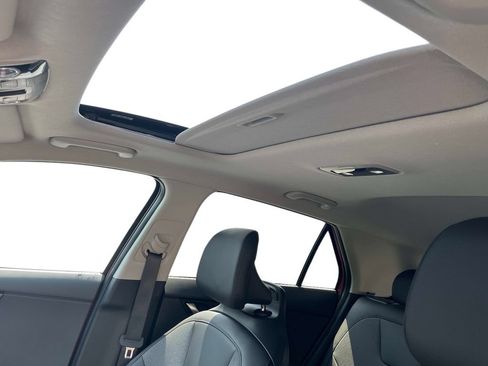 New 2026 Kia Niro EX w/ EX Premium Package FWD image 17
