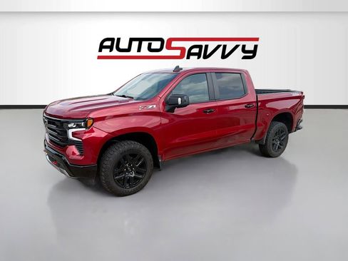 Used 2024 Chevrolet Silverado 1500 LT Trail Boss w/ Convenience Package II AWD/4WD image 3