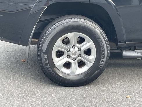 Used 2016 Toyota 4Runner SR5 Premium RWD image 8