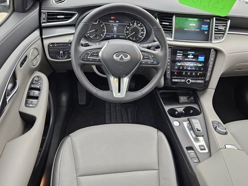 Certified 2025 INFINITI QX50 Luxe image 14