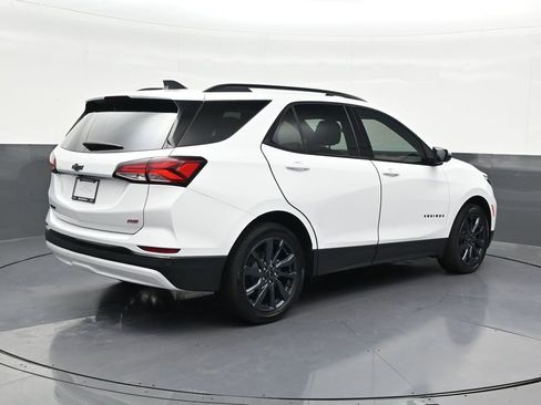 Used 2024 Chevrolet Equinox RS w/ RS Leather Package FWD image 5