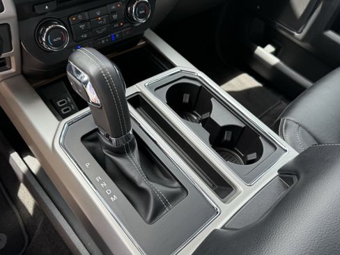Used 2018 Ford F150 Lariat RWD image 20