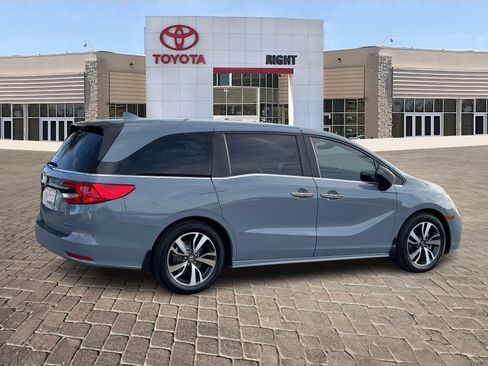 Used 2023 Honda Odyssey Touring image 7