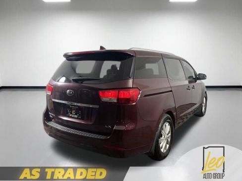 Used 2016 Kia Sedona LX w/ LX Essentials Premium Package FWD image 5