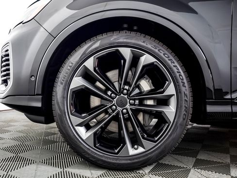 New 2026 Audi Q7 3.0T Premium Plus AWD/4WD image 6