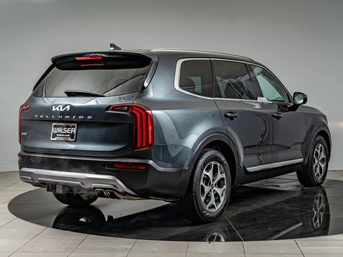 Used 2022 Kia Telluride EX w/ Towing Package AWD/4WD image 5