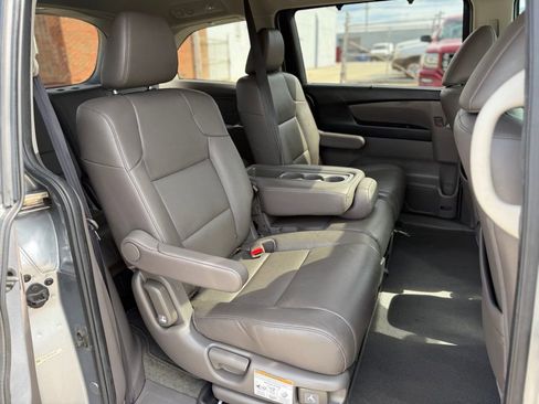 Used 2017 Honda Odyssey EX-L image 23