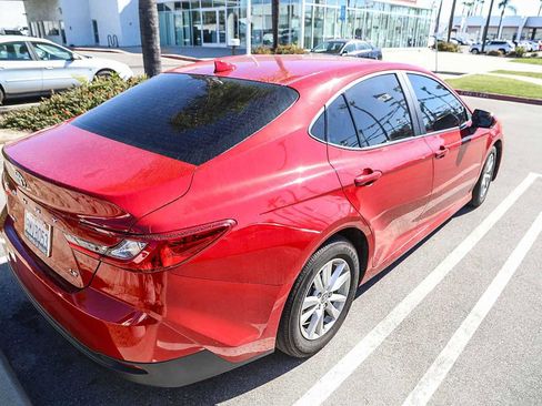 Certified 2025 Toyota Camry LE w/ Convenience Package image 6