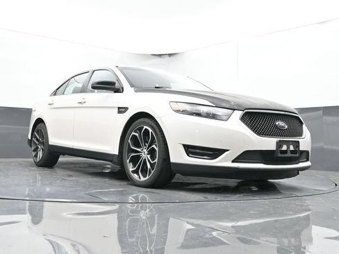 Used 2017 Ford Taurus SHO AWD/4WD image 45