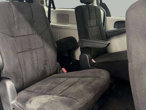 Used 2013 Dodge Grand Caravan SE image 8