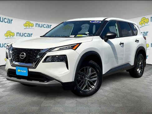 Certified 2023 Nissan Rogue S image 3