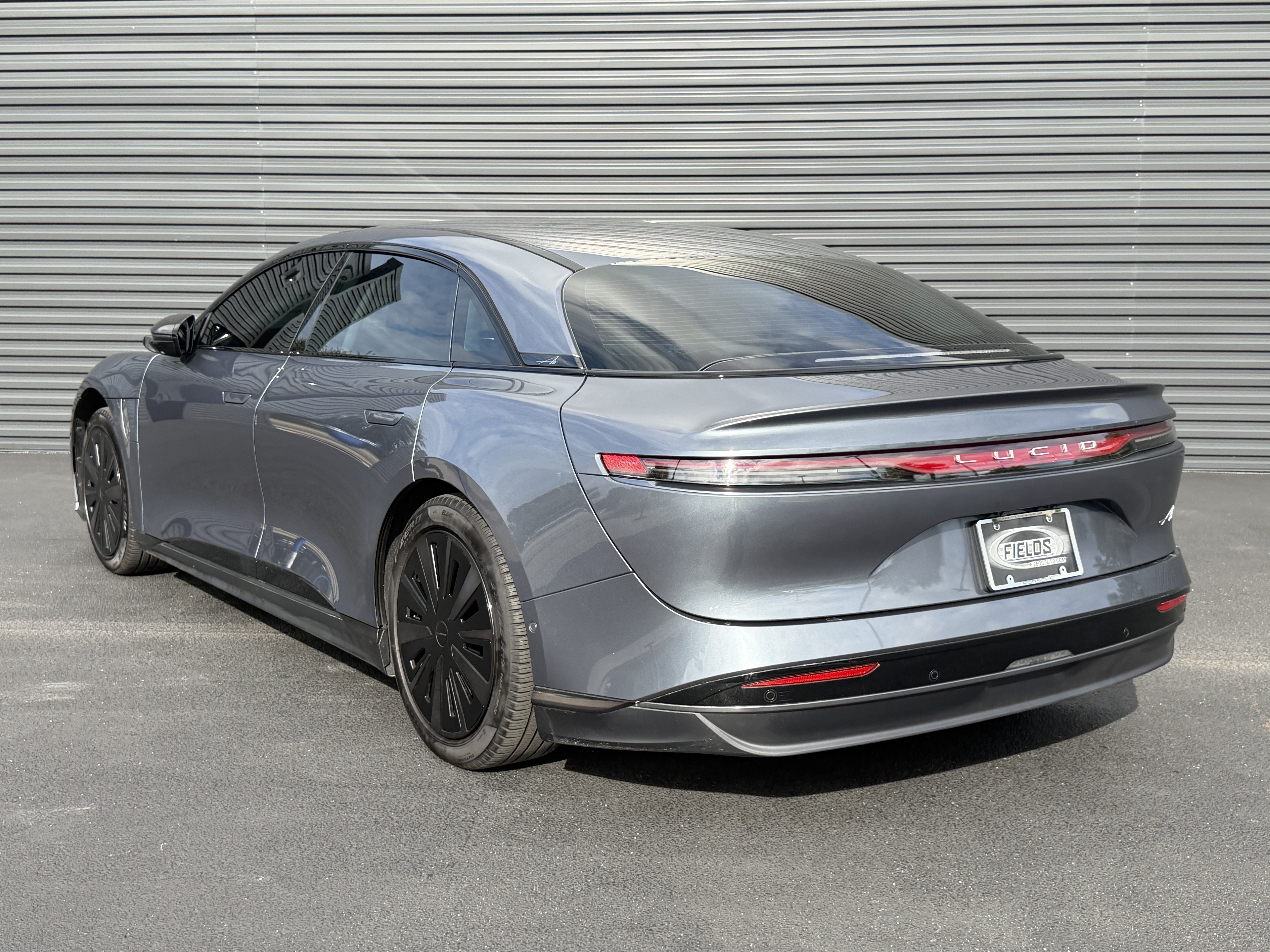 Used 2025 Lucid Air Pure RWD image 3