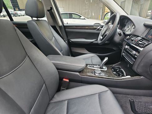 Used 2017 BMW X3 xDrive28i AWD/4WD image 10