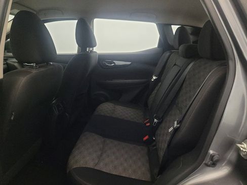 Used 2019 Nissan Rogue Sport SV FWD image 18