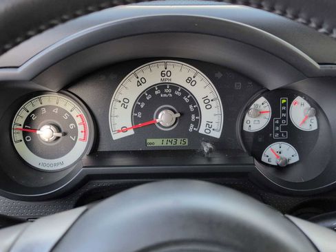 Used 2012 Toyota FJ Cruiser 4WD w/ Upgrade Pkg image 30