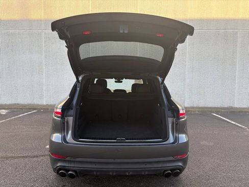 Used 2020 Porsche Cayenne S AWD/4WD image 37