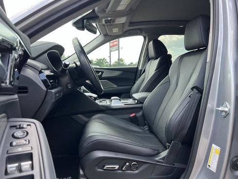Used 2024 Acura MDX FWD image 11