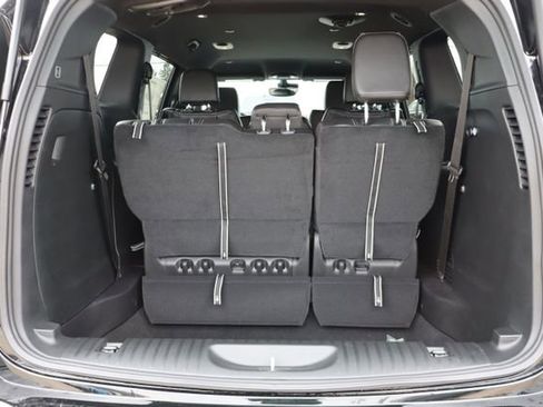 New 2026 Chrysler Pacifica Select FWD image 35