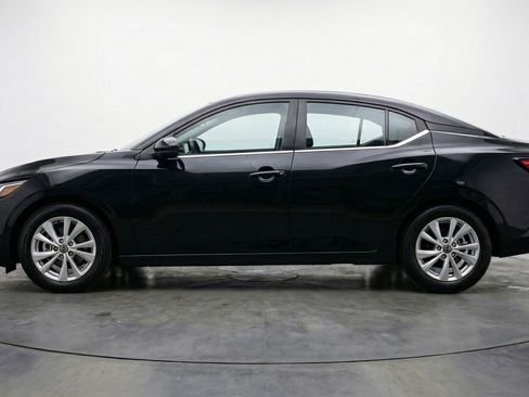 Used 2025 Nissan Sentra S FWD image 5