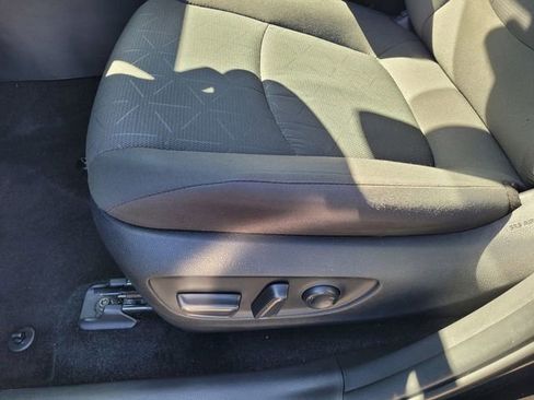 Used 2024 Toyota RAV4 XLE image 25