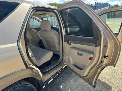 Used 2004 Buick Rendezvous AWD image 12