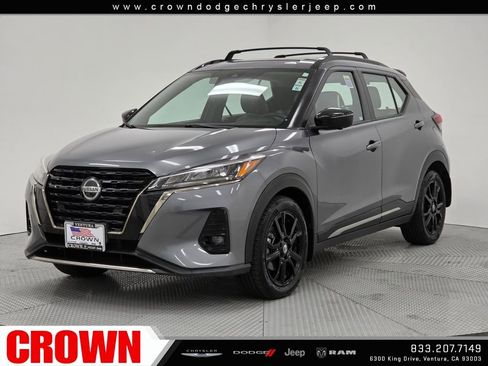 Used 2021 Nissan Kicks SR w/ SR Premium Package image 3