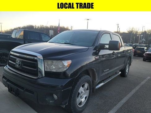Used 2012 Toyota Tundra 4x4 CrewMax image 4