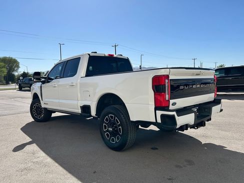 Used 2025 Ford F250 Platinum AWD/4WD image 3