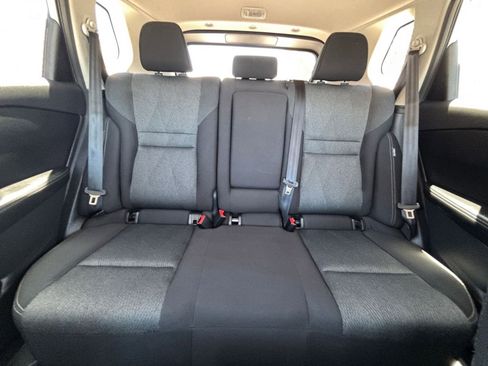 Used 2025 Nissan Rogue SV FWD image 40