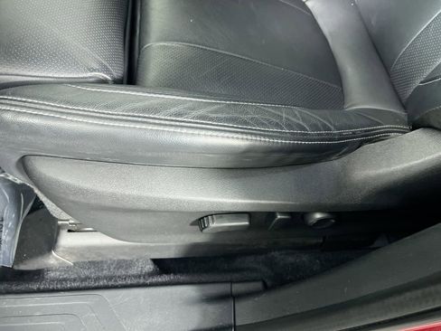 Used 2020 Subaru Ascent Limited w/ Popular Package #2A image 15