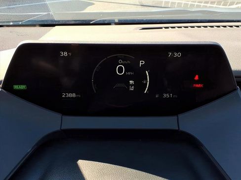 Certified 2025 Toyota Prius Limited image 24