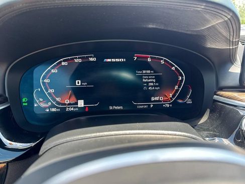 Used 2023 BMW M550i xDrive w/ Dynamic Handling Package AWD/4WD image 24