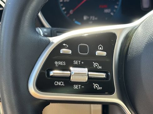 Certified 2022 Mercedes-Benz GLC 300 image 28