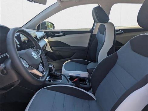 New 2025 Volkswagen Taos S image 25