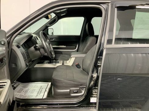 Used 2009 Ford Escape XLT AWD/4WD image 12