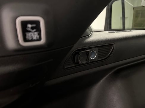 Used 2025 Jeep Grand Cherokee Altitude image 29