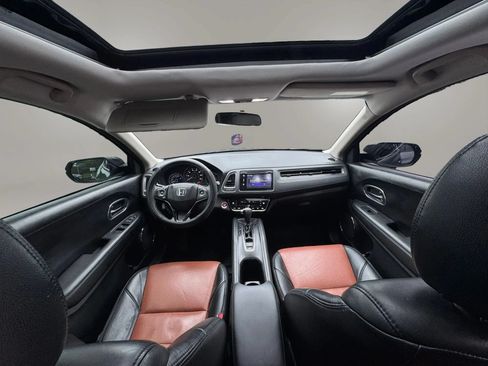 Used 2018 Honda HR-V EX image 16