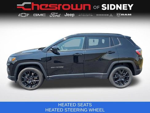 Used 2025 Jeep Compass Latitude w/ Altitude Special Edition AWD/4WD image 8