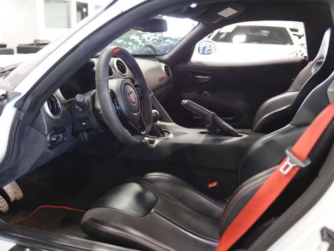 Used 2017 Dodge Viper ACR w/ Extreme Aero Package RWD image 17
