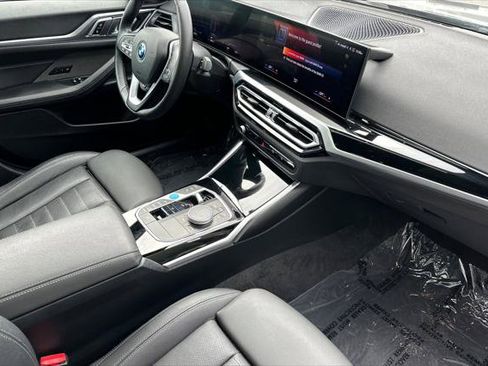 Used 2023 BMW i4 eDrive35 image 14