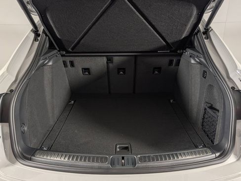 New 2026 Porsche Macan S image 17