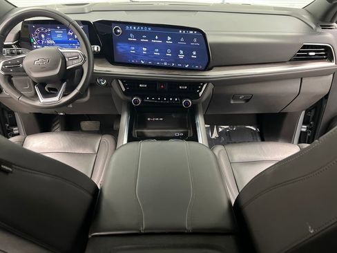 Used 2025 Chevrolet Tahoe Z71 AWD/4WD image 42