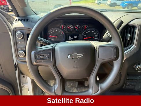 Used 2019 Chevrolet Silverado 1500 Custom Trail Boss w/ Custom Convenience Package AWD/4WD image 13