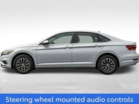 Used 2019 Volkswagen Jetta SE image 4