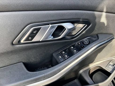 Used 2021 BMW 330i Sedan w/ Driving Assistance Package RWD image 48