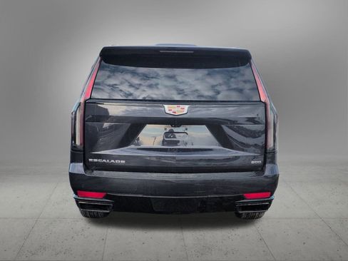 Certified 2022 Cadillac Escalade Sport Platinum w/ LPO, Floor Liner Package image 6