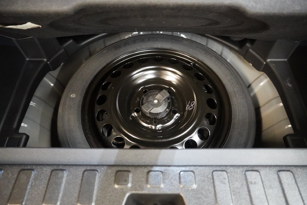 Used 2020 Chevrolet Equinox LT FWD image 11