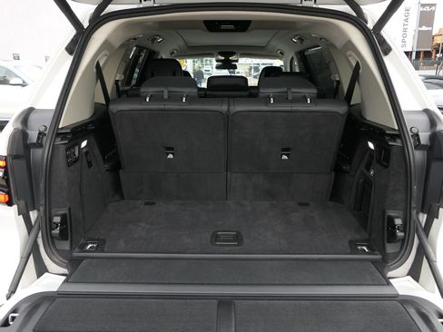 Used 2024 BMW X7 xDrive40i image 24