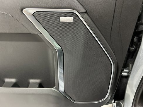 New 2026 GMC Sierra 1500 SLT image 23